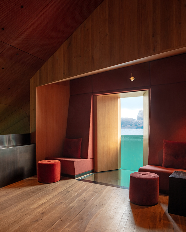 Under-HighRes-©Mike Kelley-3.jpg